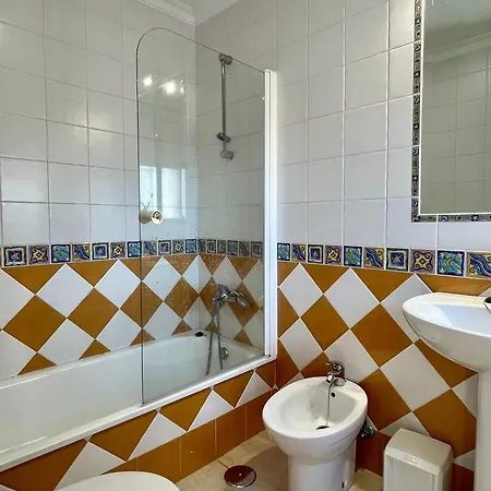 Conde - Terraza Y Bano Privado